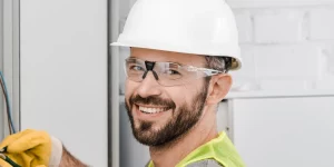 How to choose an electrician